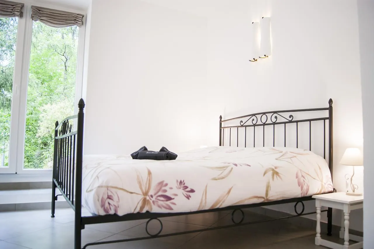 Secret Gardens Bed & Breakfast Borgomaro 0*,  Italy